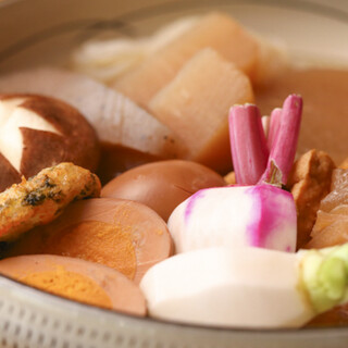 Stock up on healthy vegetables and fresh fish! Oden with special attention to soup stock is a must-try