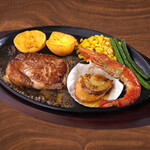 Thick-sliced sirloin Steak (120g) & grilled red shrimp & grilled scallops