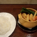 ポワル - チキン&トマトシチュー