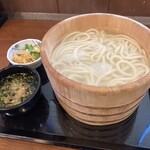 丸亀製麺 - 