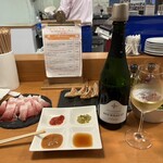 スタンドシャン食 -Tokyo赤坂見附- Champagne & GYOZA BAR - 