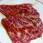 炭火焼肉ホルモンさわいし - 松永和牛のイチボ