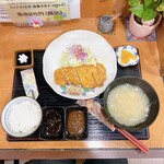 Tonkatsu Juubei - ロースカツ定食(鹿児島産白豚)