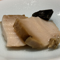 鮨 はしもと - 千葉勝浦黒鮑蒸し物と肝味噌漬