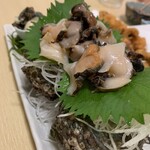 居魚屋 初心 - 栄螺の刺身は大振り故歯応えと磯の風味がMAX❗️