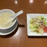 551蓬莱 - スープ、サラダ