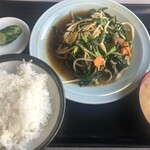 萬来 - ニラレバ定食　¥750-（税込）