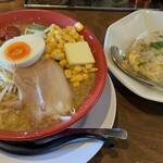 ラーメンだるまや - 料理写真: