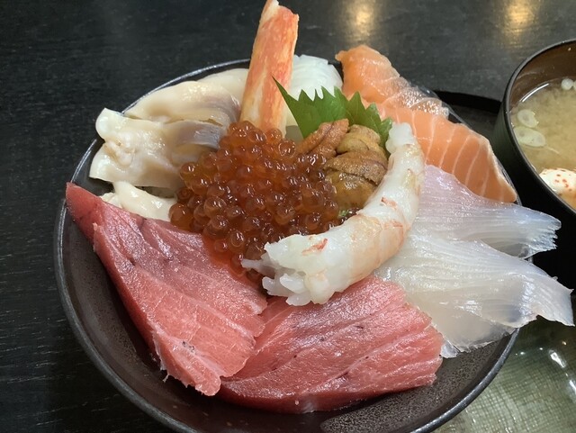 еёӮе ҙдәӯ - йҮ§и·ҜпјҲжө·й®®пјүの写真