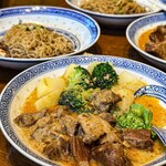 香港麺 新記 - 