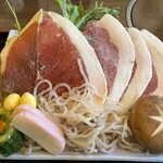 Izukame - すき焼き用猪肉 お野菜もたっぷり！