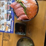 ぷらっと食堂 - 3色丼