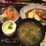 和食レストランとんでん - 晩ごはんはとんでんで鯖のみぞれかけ定食☆
            お味噌汁をきのこ汁に。
            見えてないけど、あとごはん。茶碗蒸しわーいヾ(｀･ω･´)ﾉ"