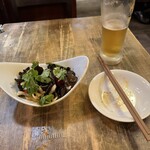 西安刀削麺酒楼 - 実は手を付けてしまった後｡キクラゲの量にギョとする｡