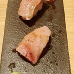 Sumibi Yakiniku Fushimiya Hidagyuu Bettei - 飛騨牛炙り寿司（ニ貫）（¥439/貫）（税込）