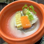 稲取銀水荘 - 鮑と太刀魚バター煮。こちらも卓上コンロで