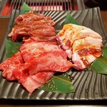 飛騨牛焼肉 にくなべ屋 朧月 - 