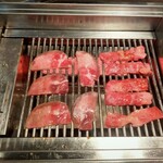 Hida Gyuu Yakiniku Nikunabeya Oboroduki - 