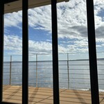 稲取銀水荘 - 全面オーシャンビュー。窓の柱はちょっと邪魔w