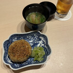 いち井 - ちりめん入り焼きおにぎり　ザーサイ？