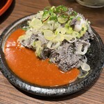 Gyuutan Sakaba Tannosuke - センマイ刺し　たっぷりの葱と胡瓜と辛味噌で！
                        焼肉屋さんでないと食べれないイメージあったので
                        これは嬉しい誤算