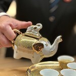 美会 - 貴重な磁器