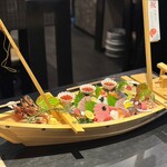 京都 和風創作料理 魚彩ダイニングまったく - 