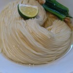 中華そばや 和凡 - 締まった麺