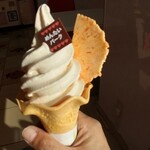 Mentaipaku - めんたいソフトクリーム 360円