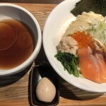 鴨出汁中華蕎麦 麺屋yoshiki - 蟹のクリーミー手揉みつけ麺(塩)