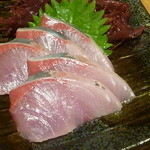 いろり庵 - 積丹産ブリ刺身2013.11.1