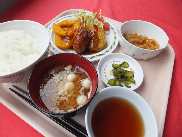 閉店 横浜市南区役所食堂 蒔田 定食 食堂 食べログ