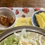 Iguru - お新香と小皿（不明）