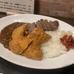 カレーショップ エチゴヤ - 水曜日のステーキ+ヒレカツカレー