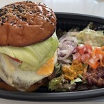 Maeya's burger - 料理写真: