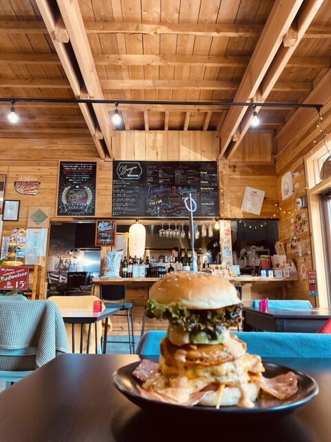 Tumbleweed burgers cafe 本店 | 川渡温泉のハンバーガーカフェ