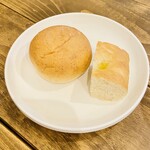 トラットリアイルポッツォ - 本日のパン