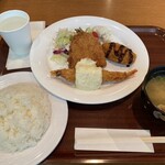 インテックスカフェ - ミックスフライ定食1,200円