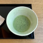 羽二重団子 - 抹茶セット ¥770 の抹茶