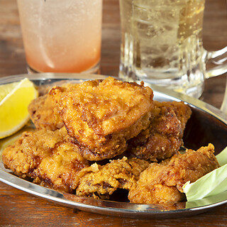 松阪唐揚げも大人気！三重の食材を使った一品料理やお酒もご用意