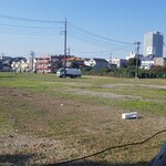 キッチン ブルー グローブ - 反対側も整備、この間、防災訓練した広場です