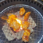 炭火焼肉じゃけぇ - 