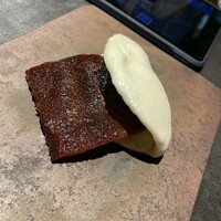 仁修樓 - 