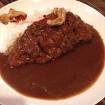 Bisutoro Gaburi - チキンカツカレー、鶏皮もフライで◎