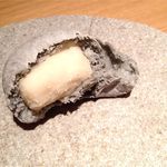 神保町 傳 - 熱々の雪見だ◯ふくのような感じでした！