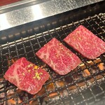 個室焼肉・神戸牛官兵衛 - 