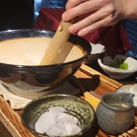 ダイナミックキッチン＆バー 燦 大阪店 - 