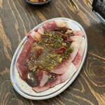 Taishuu Yakiniku Ryueru - 単品ユッケ  930円税込