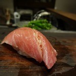 伊藤家のつぼ STAND SUSHI BAR - 大トロ