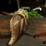 伊藤家のつぼ STAND SUSHI BAR - 秋刀魚の炙り